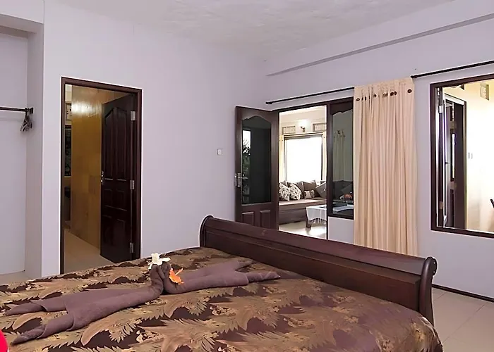 Hotel Shangrilah Patjung